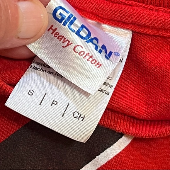 DRUNK 2 Las Vegas red Tshirt size small - Picture 3 of 3